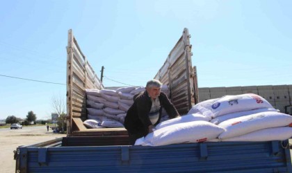 Büyükşehir Belediyesinin süt yemi desteği sürüyor