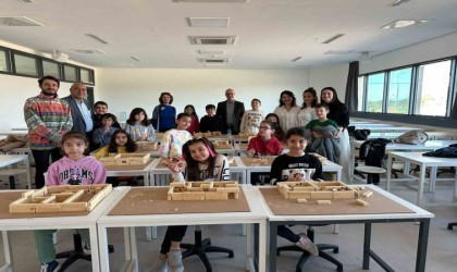 Çocuk Üniversitesinde renkli atölyeler