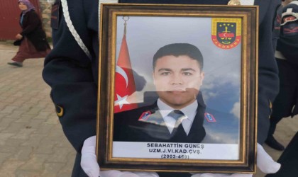 Kalp krizi sonucu vefat eden uzman çavuş son yolculuğuna uğurlandı