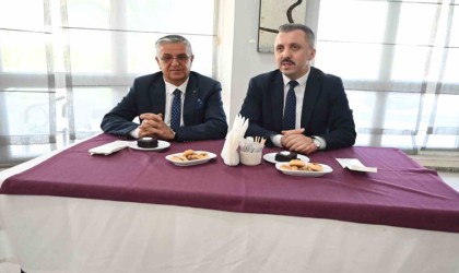 Kemerde bayramlaşma programı düzenlendi