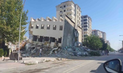 Malatyada asrın felaketinin izleri siliniyor