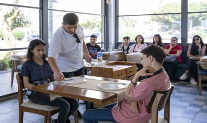 Mersinde gençler Mertuseg Projesi ile turizm sektörüne hazırlanıyor