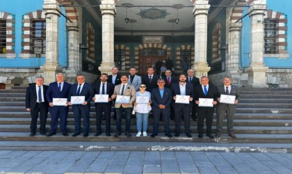 MHPden il genel meclisi ve belediye meclis üyesi seçilen adaylar mazbatalarını aldı