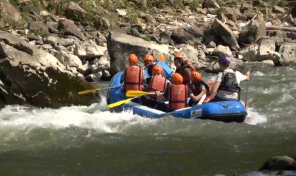 Rafting sezonu, yerli ve yabancı 5 bin kişi ile başladı