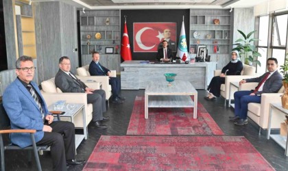 Rektör Kibardan Başkan Zeyreke ‘Hayırlı olsun ziyareti