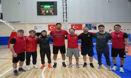 Serbest Güreş Milli Takımının hedefi olimpiyatlara 4te 4 kotayla gitmek