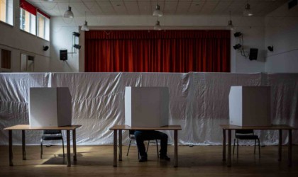 Slovakya, cumhurbaşkanlığı seçiminin ikinci turu için sandık başında