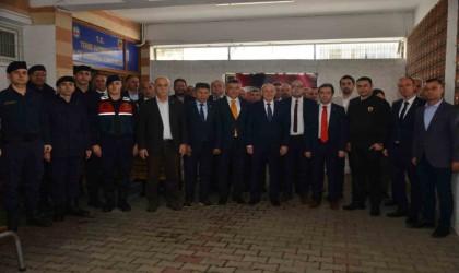 Termede bayramlaşma töreni