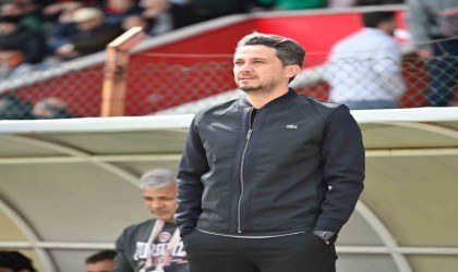 Turgutluspor Teknik Direktör Ramazan Çelik ile yollarını ayırdı