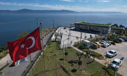 12 dönümlük deniz manzaralı belediye binası satışa çıkarıldı