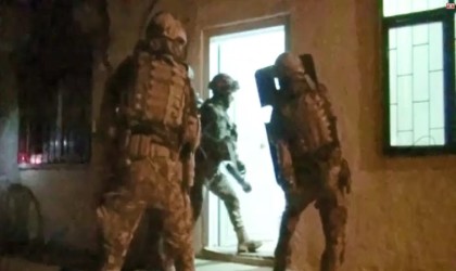 Antalyada 5,8 milyon liralık tütün dolandırıcılığına 8 gözaltı