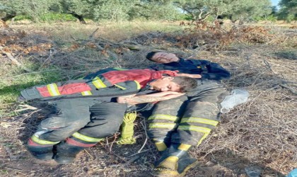 Ateş savaşçılarının yangından sonraki molası yürekleri ısıttı