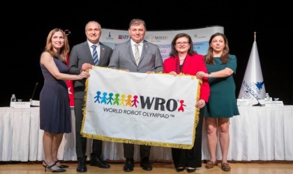 Dünya Robot Olimpiyatı uluslararası finali İzmirde yapılacak