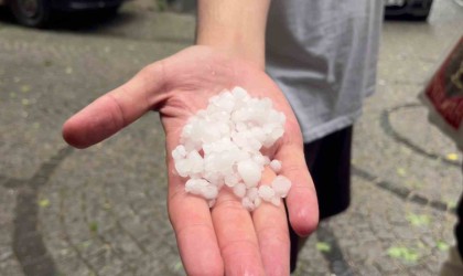 Eskişehirde sağanak yağmur ve dolu etkili oldu