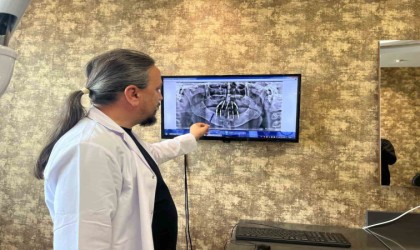 Fizyomer diş hekimi monoblok implantın avantajlarından bahsetti