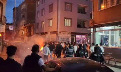 Galatasaray ve Fenerbahçenin şampiyonluk maçları sonrası olaylar