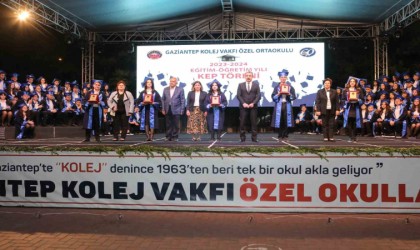 GKV Özel Ortaokulu 60. Yıl mezunlarını uğurladı