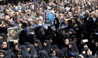 İran Dışişleri Bakanı Abdullahiyan, Rey kentinde defnedildi