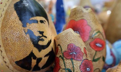 İzmirde birbirinden güzel yüzlerce el emeği ürün festivale renk kattı