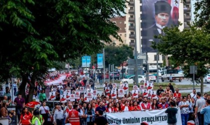 İzmirin ilçelerinde 19 Mayıs coşkusu