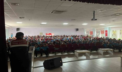 Jandarmadan 269 ilkokul öğrencisine çevre bilinci eğitimi