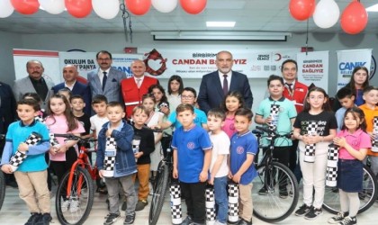 Kan bağışı yapılmasına katkı sağlayan öğrencilere ödül