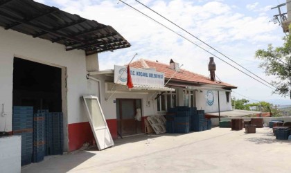 Koçarlıda faaliyeti durdurulan Halk Ekmek Fabrikasının paylaşılan fotoğrafları tepki topladı