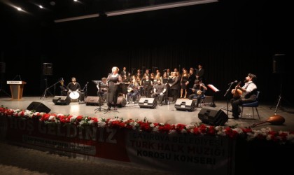 Koro kulakların pasını sildi