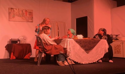 Kuşadası Belediye Tiyatrosuna bir ödül daha