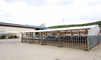 Modern hayvan pazarına kurbanlıklar gelmeye başladı