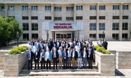 OMÜ Ortopedi ve Travmatoloji Anabilim Dalı, hem bölgede hem ülke genelinde lokomotif bir rolde