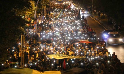 Refahtaki katliam Diyarbakırda binlerce kişi tarafından protesto edildi