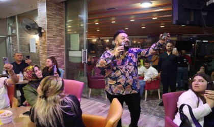 Şarkıcı Hüseyin Kağıt, Kozan ciğerine hayran kaldı