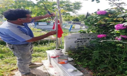 Şehit mezarlarına tek tek bakım yapılıyor