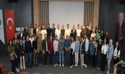 ‘Uygulamalı Dış Ticaret Eğitiminde sertifika heyecanı