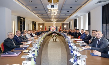 Vali Köşger: “Bağımlılığa feda edilecek tek bir ferdimiz yok”