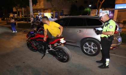 Adanada trafik magandaları ceza yağmuruna tutuldu: 462 bin 800 TL para cezası uygulandı