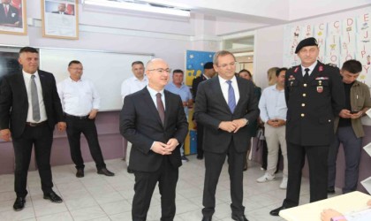 Ayvalıkta karne heyecanı