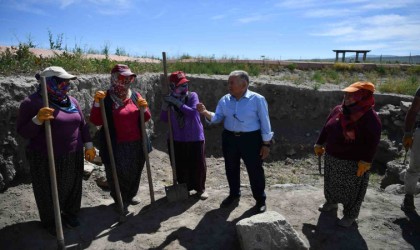 Başkan Büyükkılıç, Kültepede 76ncı yıl kazı çalışma sezonunu başlattı