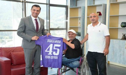Başkan Zeyrekten Ampute spor kulübüne destek sözü