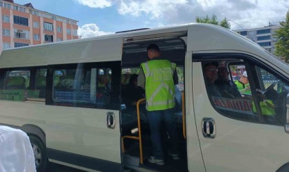 Bayram şekeri polisten