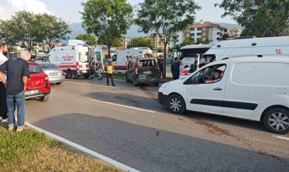 Bursada zincirleme kaza: 4 yaralı