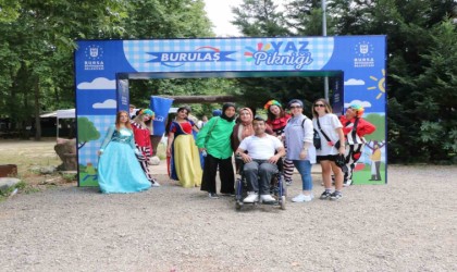 Burulaş ailesi piknikte buluştu