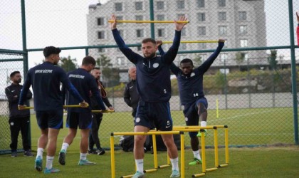 Çaykur Rizespor, Erzurumda yeni sezon hazırlıklarına devam ediyor