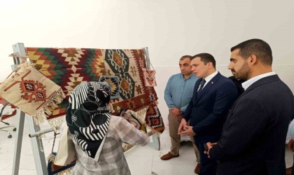 Çemişgezek Halk Eğitimi Merkezi yıl sonu sergisi yoğun ilgi gördü