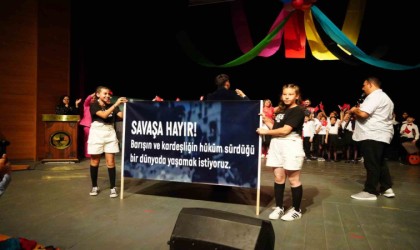 Çocuklardan dünyaya barış mesajı