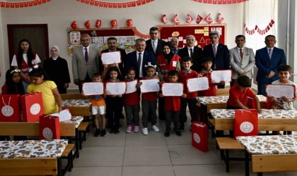 Deprem bölgesi Malatyada karne heyecanı