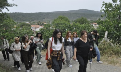 Egeli genç sosyologlardan köylere uygulama gezisi