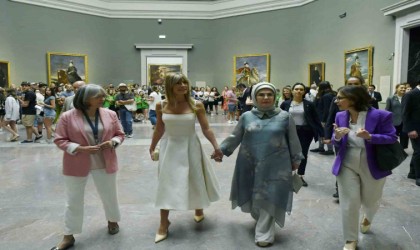Emine Erdoğan, İspanya Başbakanının eşi Fernandez ile Madriddeki Prado Müzesini ziyaret etti: