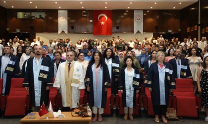 ERÜ Güzel Sanatlar Fakültesinde mezuniyet sevinci